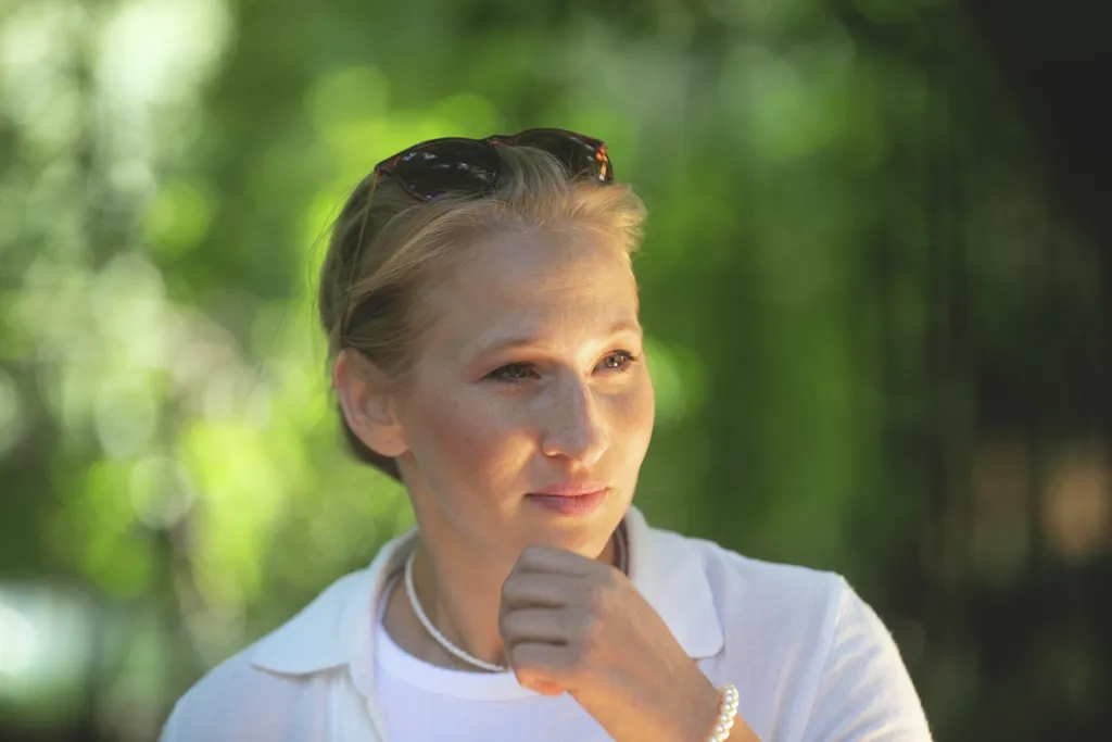 Tenki Réka sztáradatlap