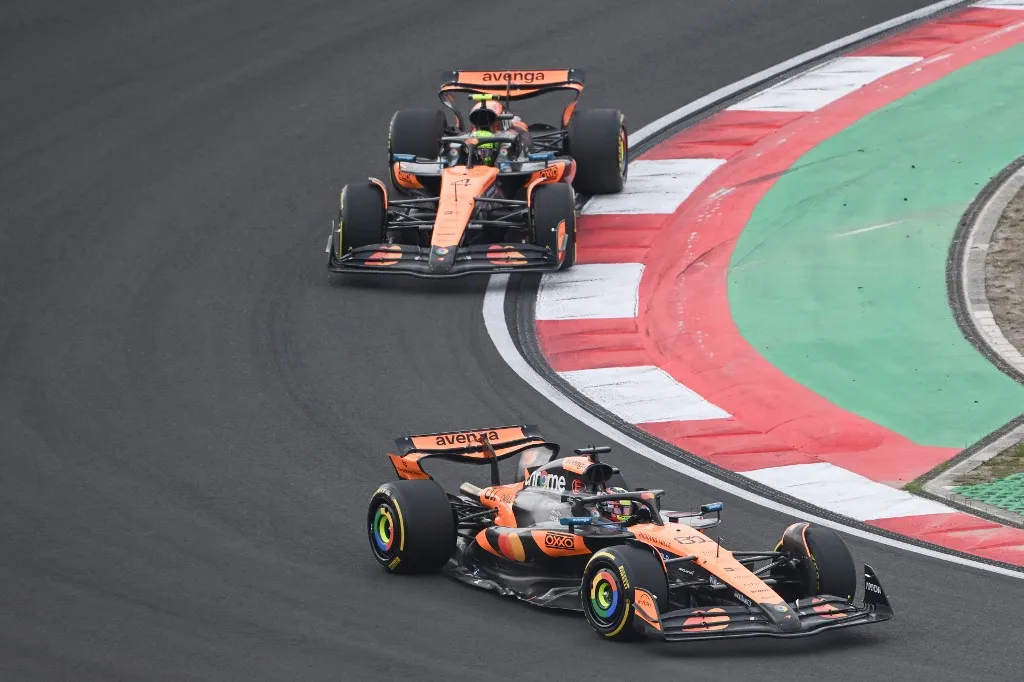 Hamilton és Norris is kiesett