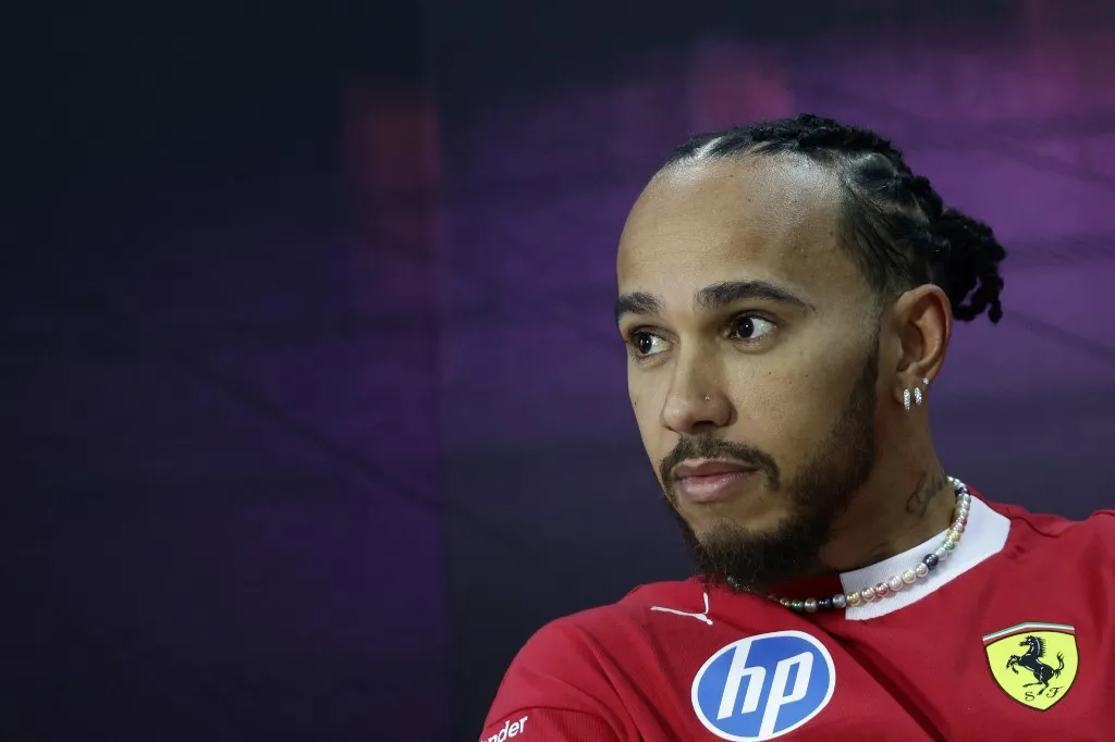 Hamilton számára szokatlan, hogy nem rá épül egy csapat