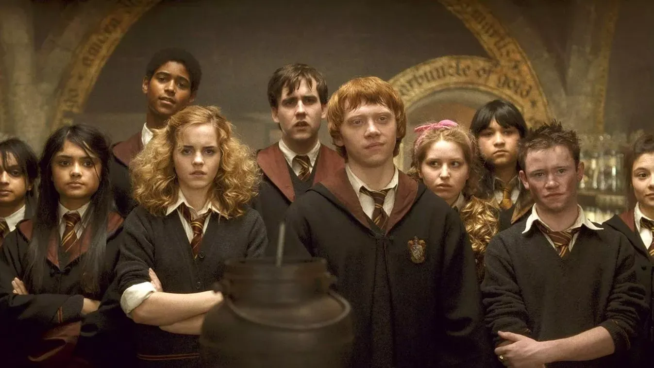 Meredek karrierváltás: OnlyFans modell lett a Harry Potter-filmek sztárja, Ron Weasley barátnője