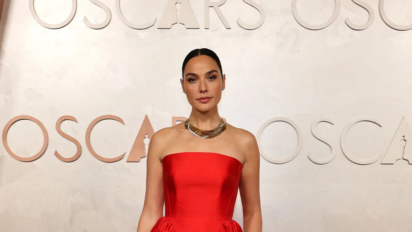 Hollywood legszebb színésznője elárulta: a terhessége alatt 3 halálos vérrögöt találtak az agyában