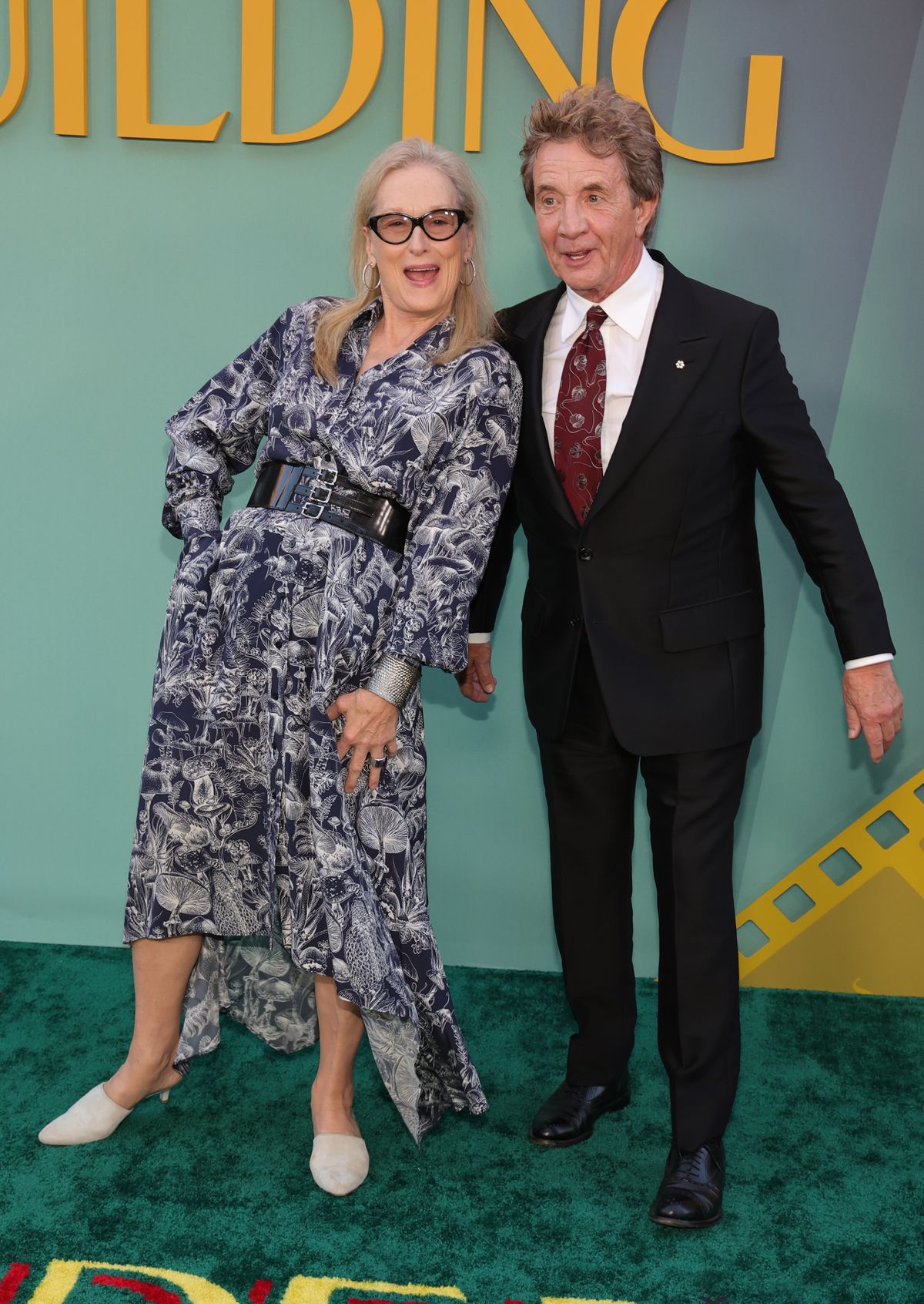 Meryl Streep és Martin Short egy párt alkotnak. 