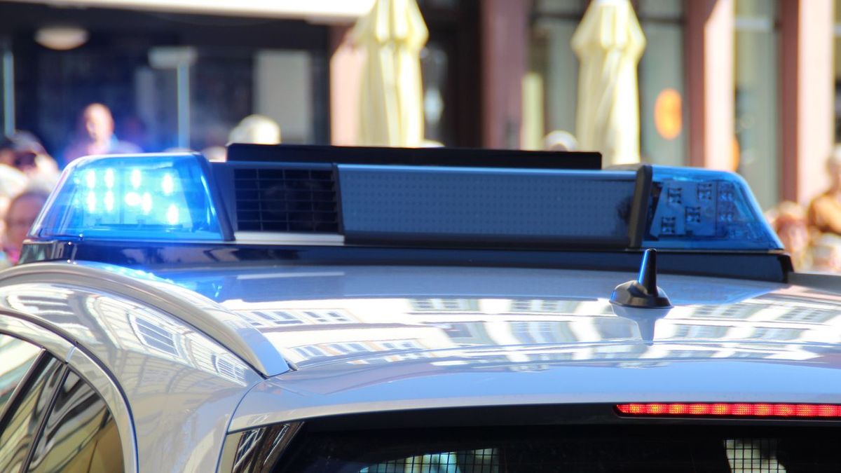 Emberek sokaságához kopogtatott be a hatóság: azonnal távozniuk kell az otthonukból