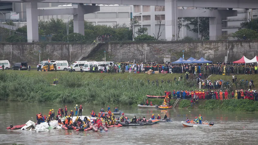 Folyóba zuhant a TransAsia gépe