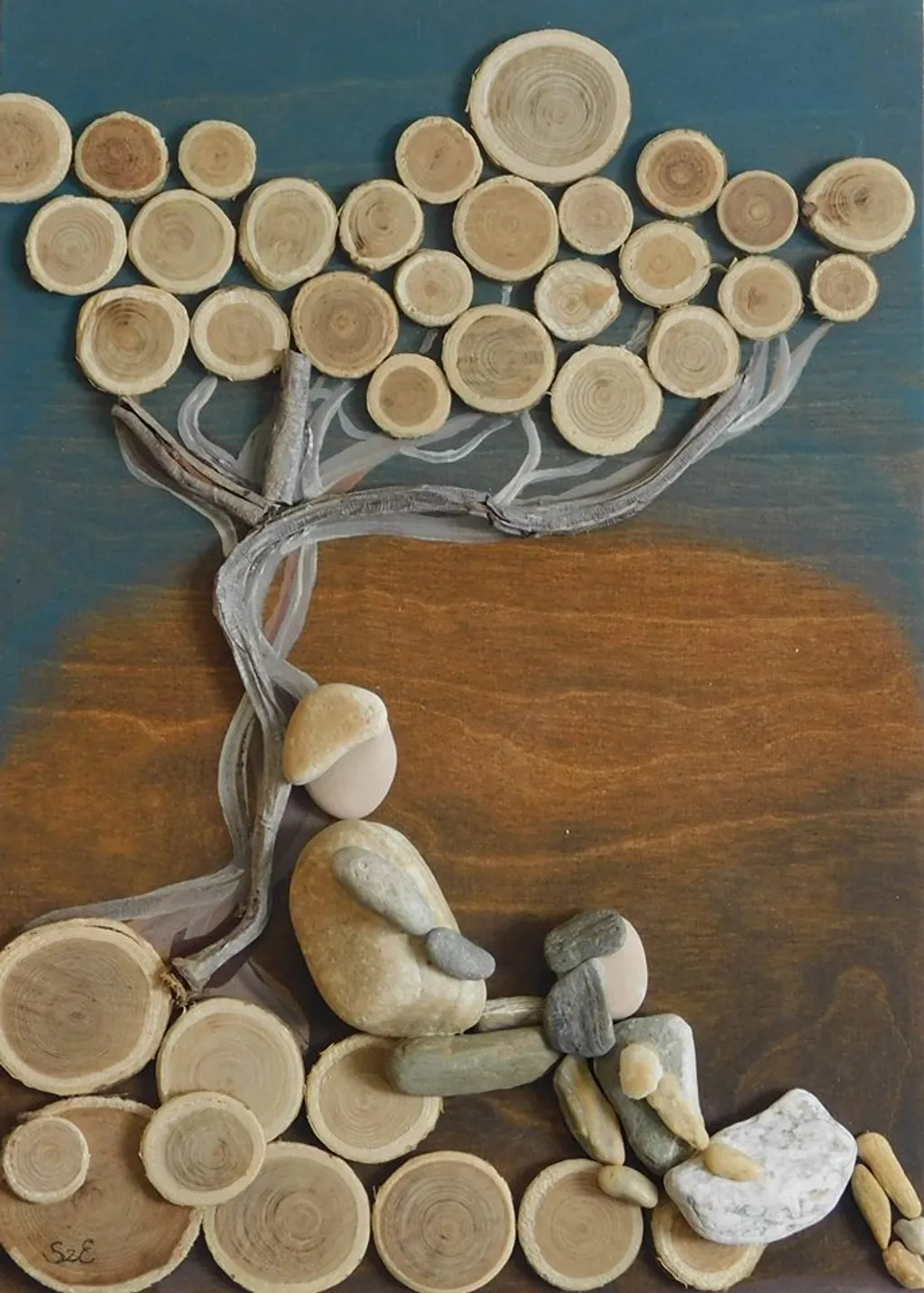 Forrás: Szilajka Erzsébet Kavicsművészet, Kavicsképek, Pebble Art / Facebook 