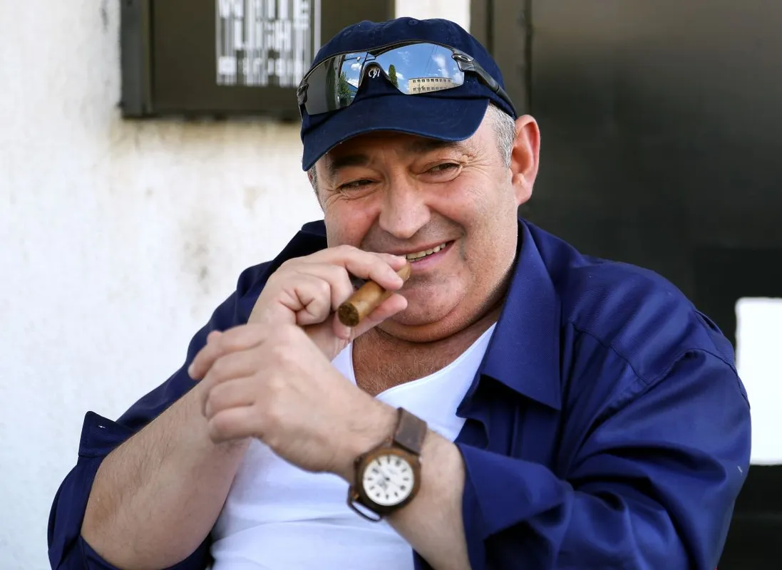 Gesztesi Karoly-18-CZ
