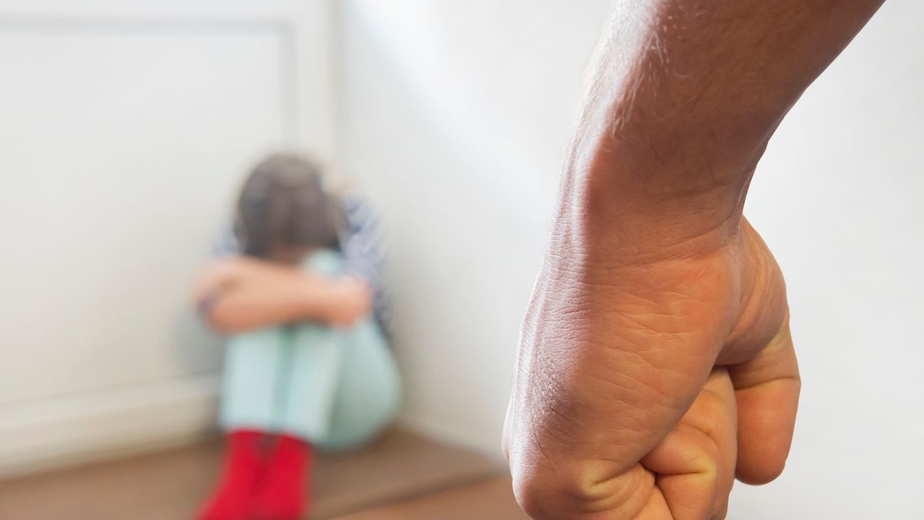 „Mi is emberek lettünk, pedig vertek bennünket”