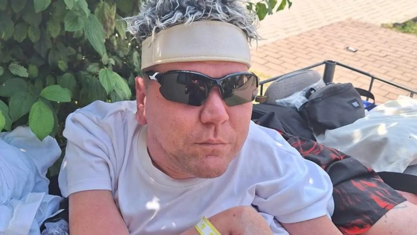 "Be vagyok zárva a négy fal közé" – megvalósulhat az izomsorvadásos Roland álma, aki a Balatont is csak kétszer látta életében