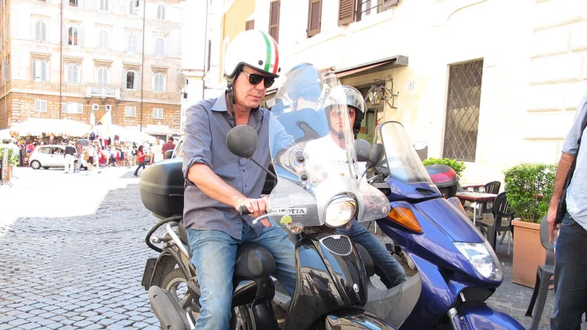 Anthony Bourdain tippjei