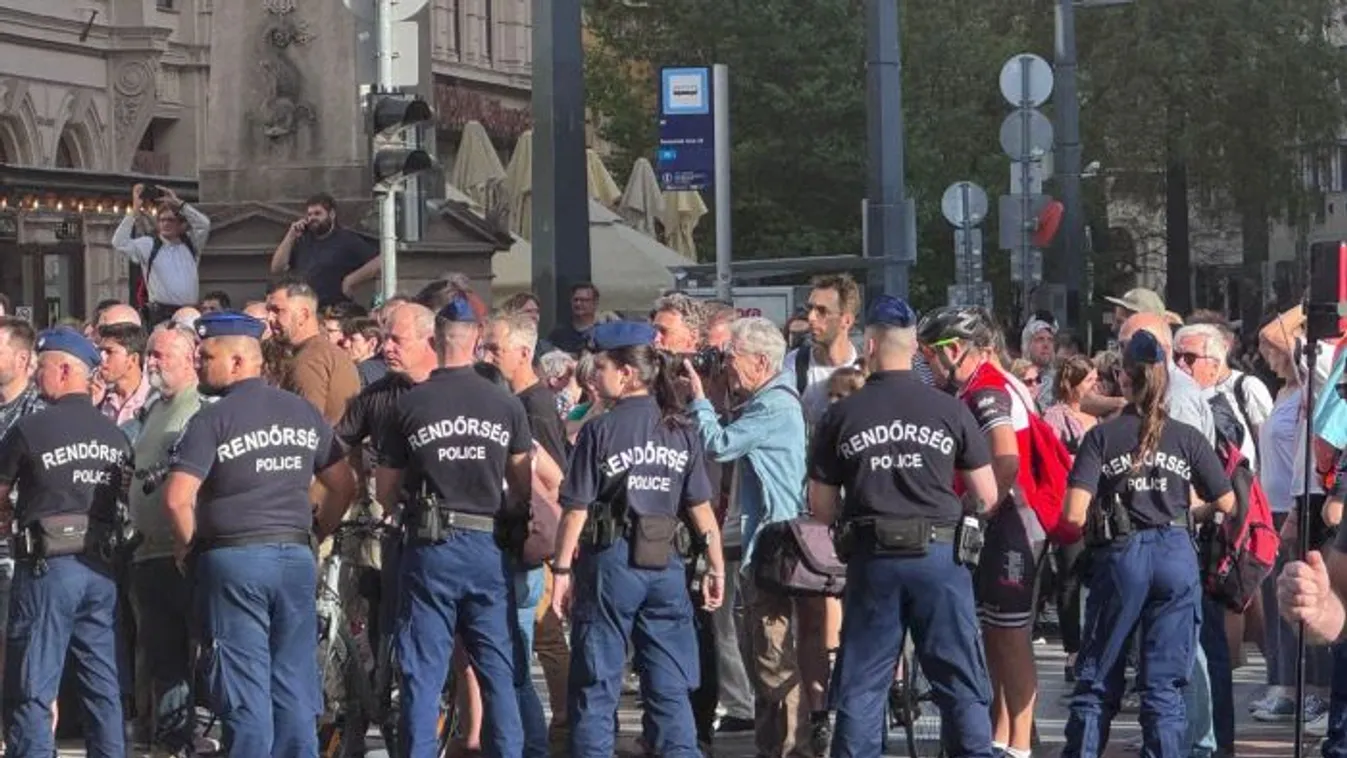 Nem kaptak engedélyt Hadházy tüntetői, mégis megkeserítik a budapestiek életét