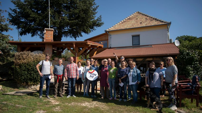 Nektár kutyával a legjobb neszmélyi borok nyomában