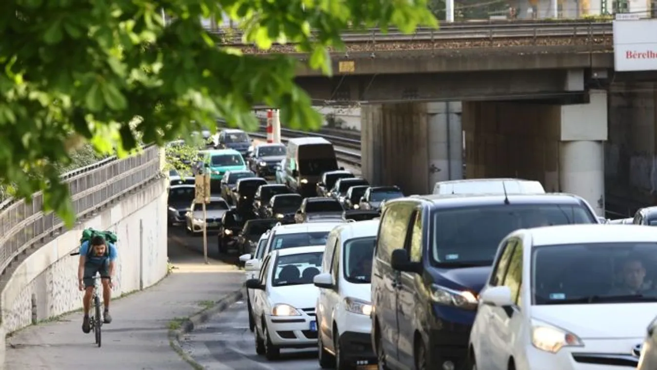 Újabb lezárást jelentettek be Budapesten: ezt az útszakaszt már most sem tudod használni