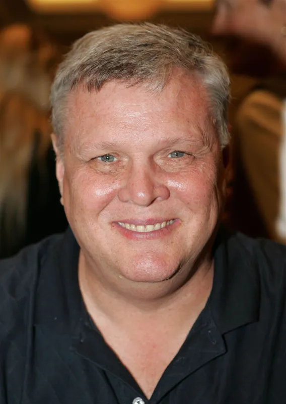 Dennis, a komisz
