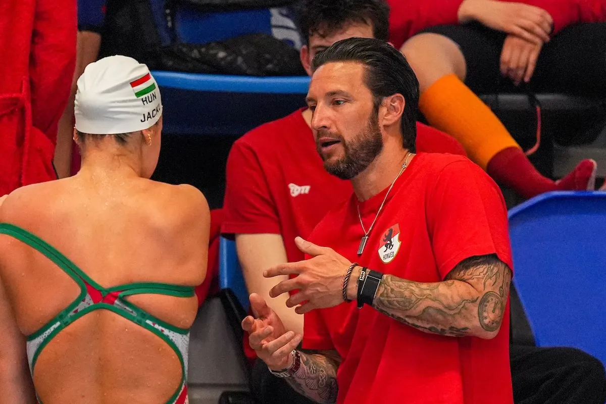 Jackl Vivien és edzője, Shane Tusup