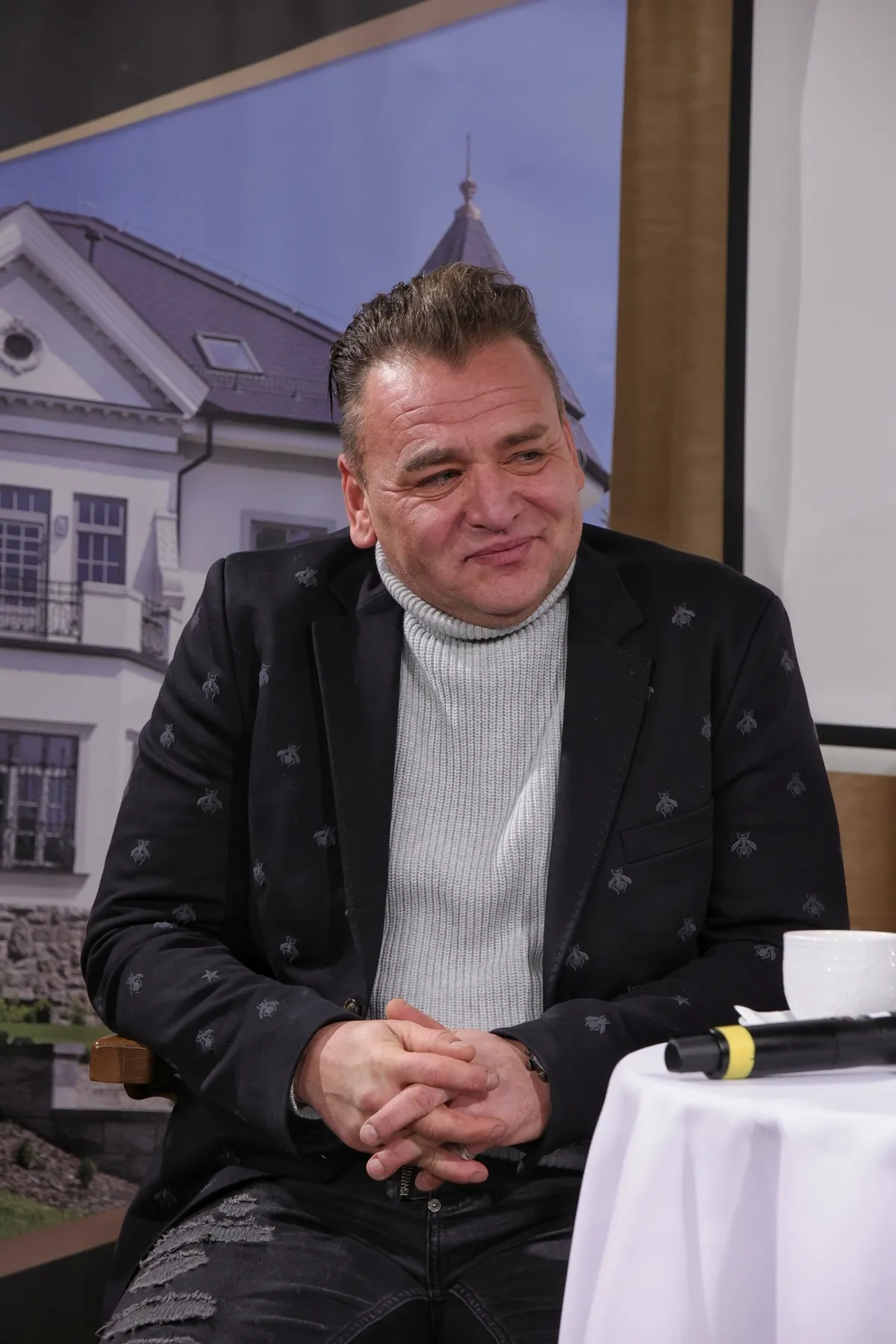 Mészáros Árpád Zsolt színész öt gyermek büszke édesapja.