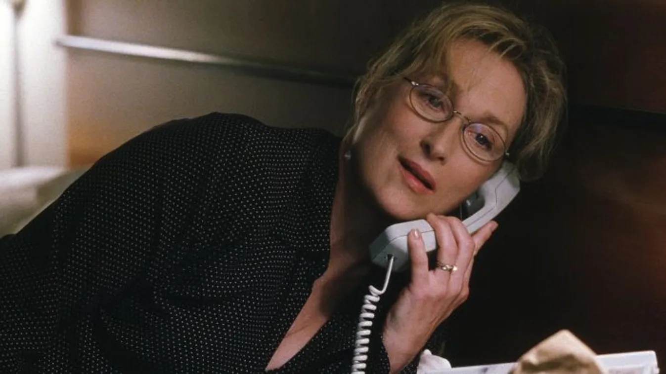 A film, amiben Meryl Streep teljesen bedrogozva lovagol Nicolas Cage-en és Chris Cooperen