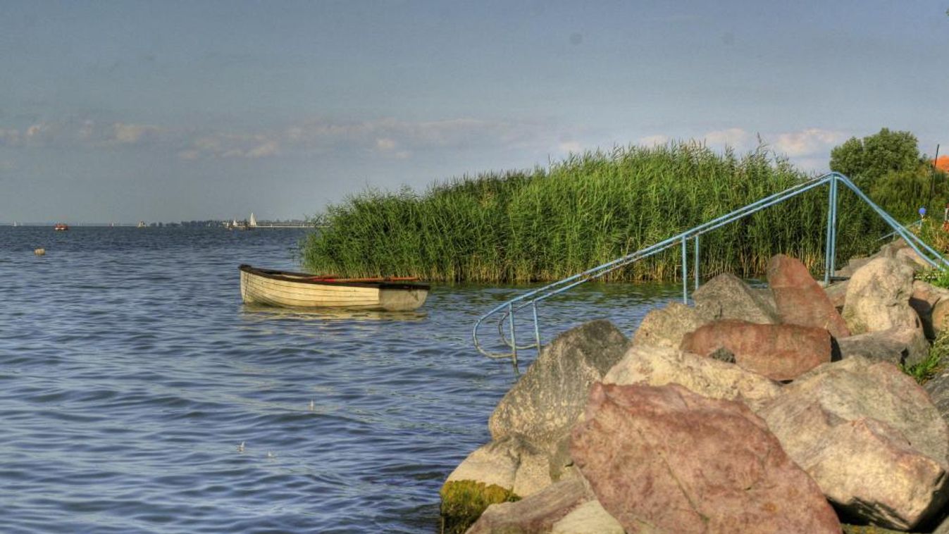 Gyerekkorom Balatonjához viszem a gyerekemet