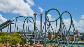 Európába költözik a világ legnagyobb vidámparkja 3 óriási hullámvasúttal, és kedvelt mesehősökkel