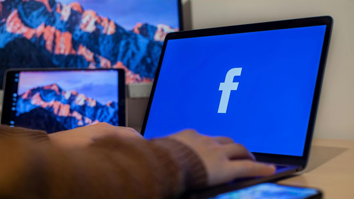 Meta MI: erre akarja használni az adataidat a Facebook és az Instagram, de van megoldás!
