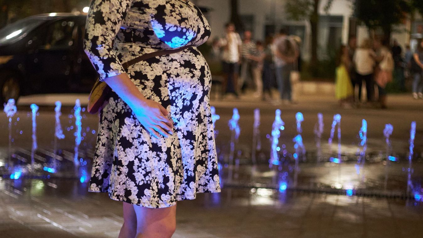 Még iskolatáskát sem vihetnek be a suliba a gyerekek Angliában