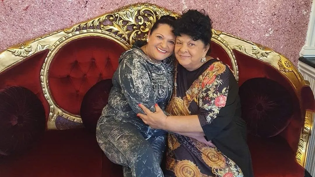 Bangó Margit és lánya, Bangó Marika