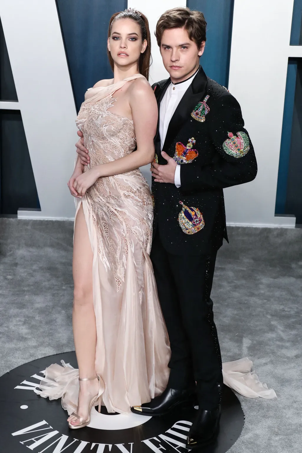  Barbara Palvin  Dylan Sprouse oscar