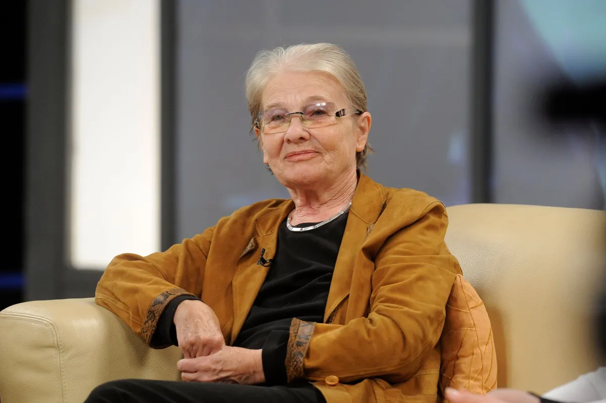 törőcsik mari pásztor anna segítségére sietett spirituálisan
