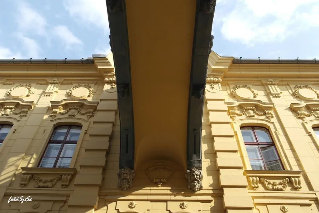 Sándorház / Indafotó 
