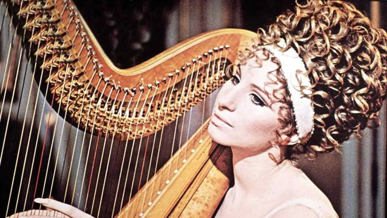 83 éves lett Barbra Streisand: sosem akart plasztikázni, házasságának titka pedig a jó matrac – galéria