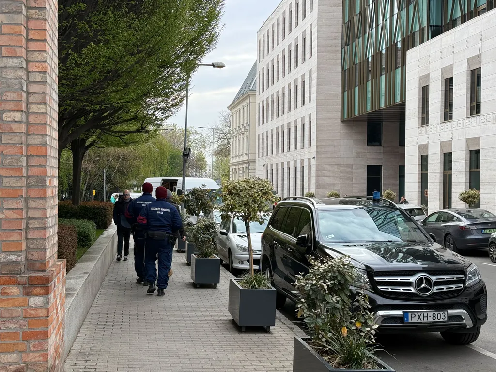 Biztonsági készületek a bíróságon
