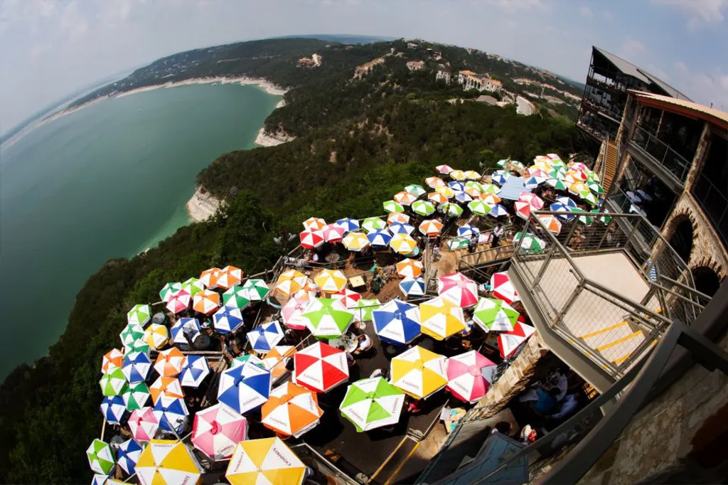 The Oasis on Lake Travis / Facebook 