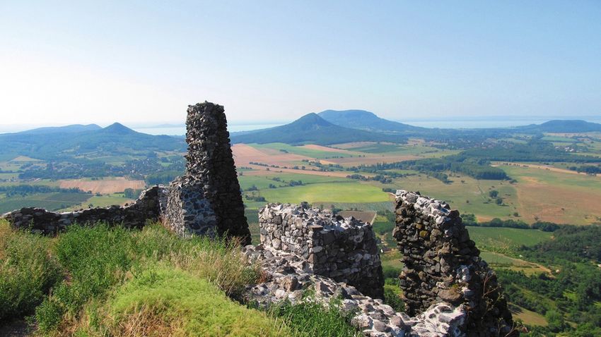 Várak és kastélyok a Balatonnál