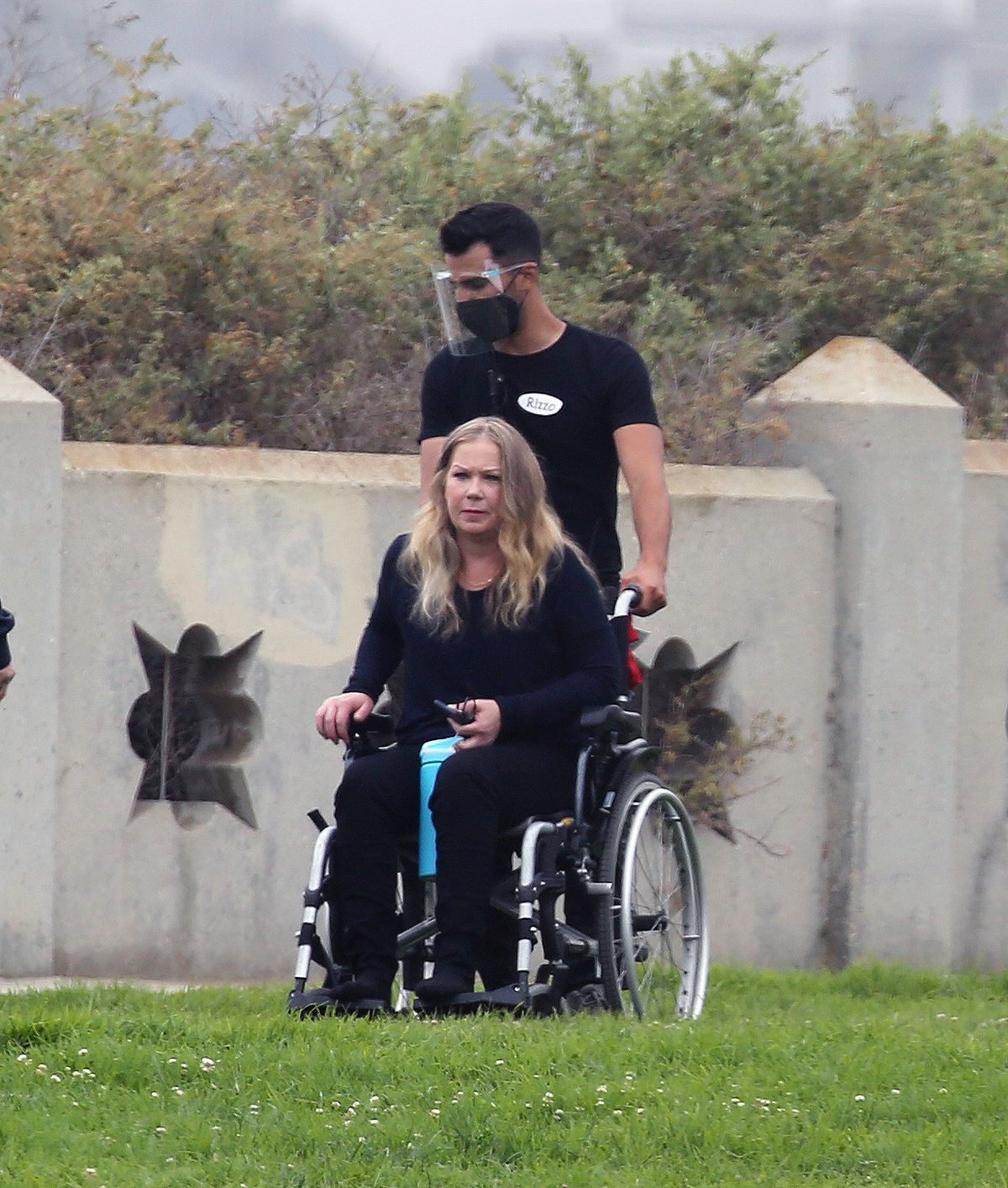 Christina Applegate betegen is végigcsinálta a forgatást