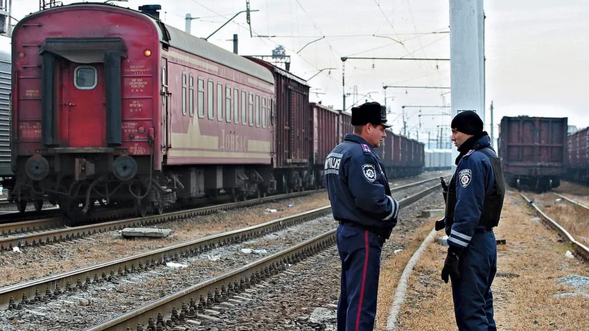 Így szállítják hollandiába a maláj gép roncsait