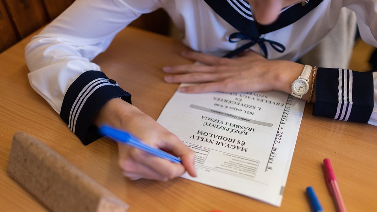 Lelepleztük a titkot: így őrzik hét lakat alatt az idei érettségi írásbeli feladatsorait