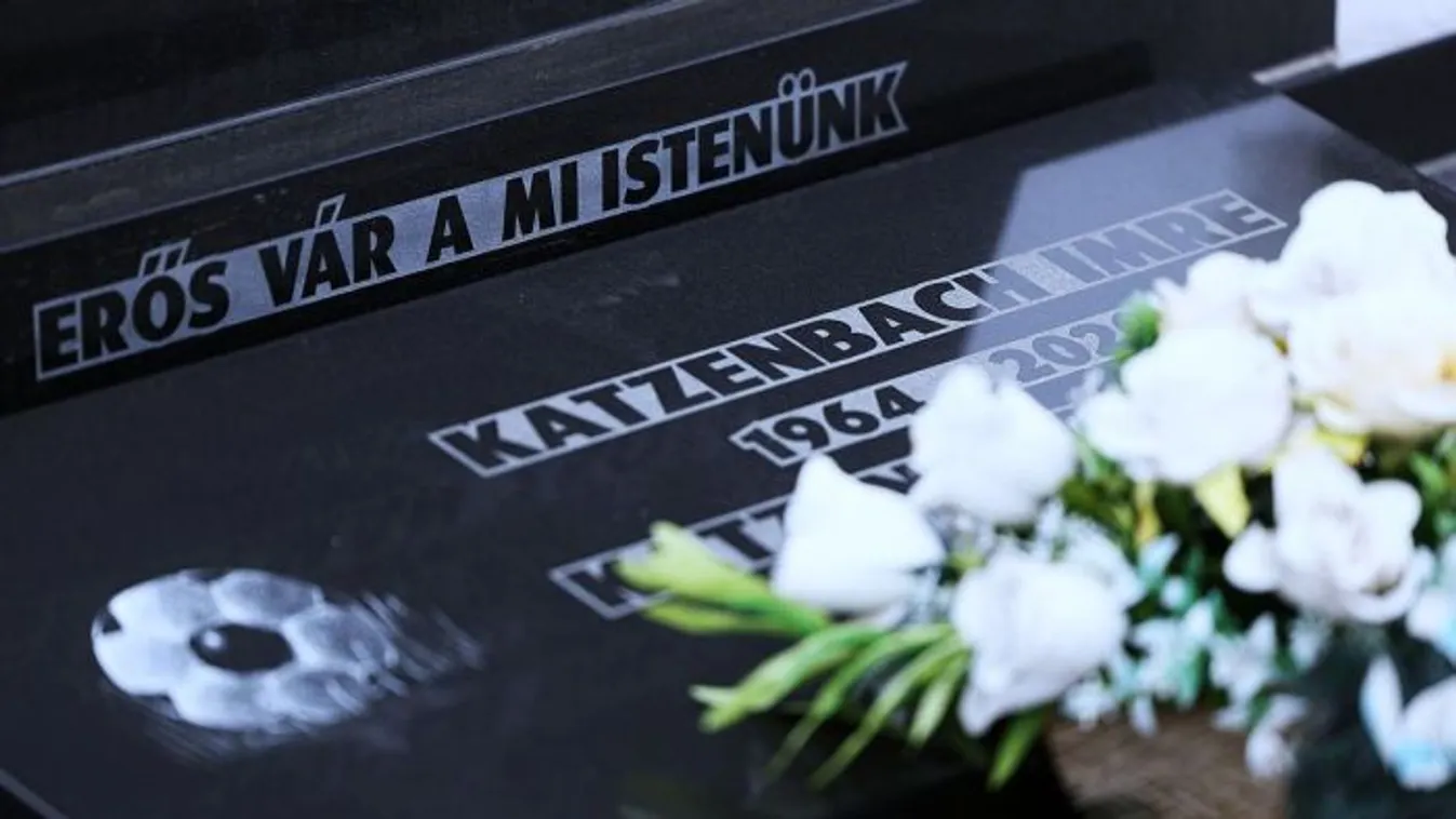 Szívszorító látvány: így néz ki most a meggyilkolt Katzenbach Imre sírja – fotó