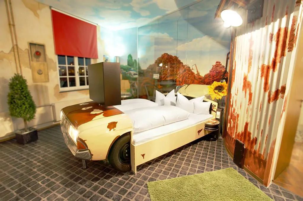 Fotó: V8 Hotel - Motorworld Region Stu / V8 Hotel 