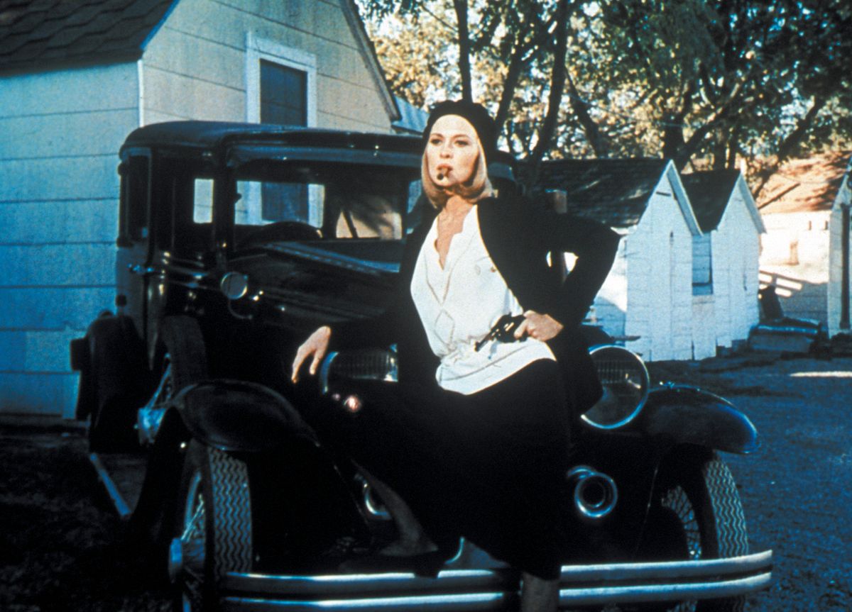 Faye Dunaway, BONNIE AND CLYDE - BONNIE PARKER AND CLYDE BARROW