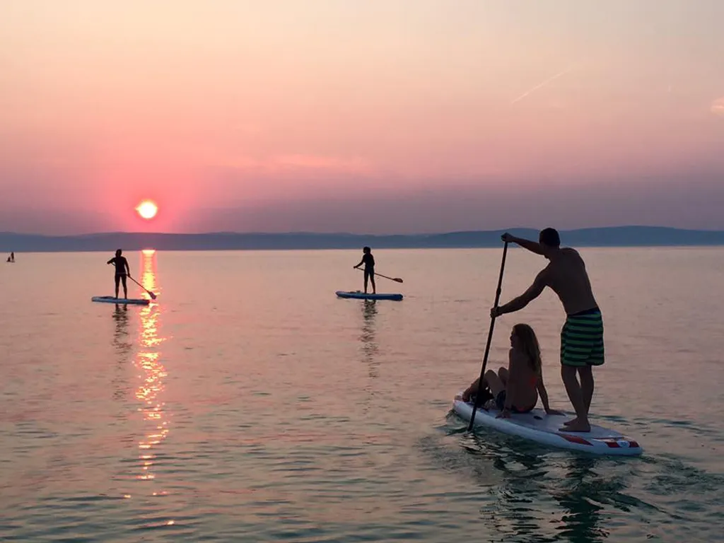 Fotó: Facebook / SUP Yoga & SUP Fitness - Hungary, Earth Wind & Water 