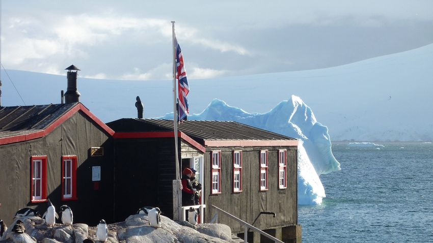 Port Lockroy az Antarktiszon