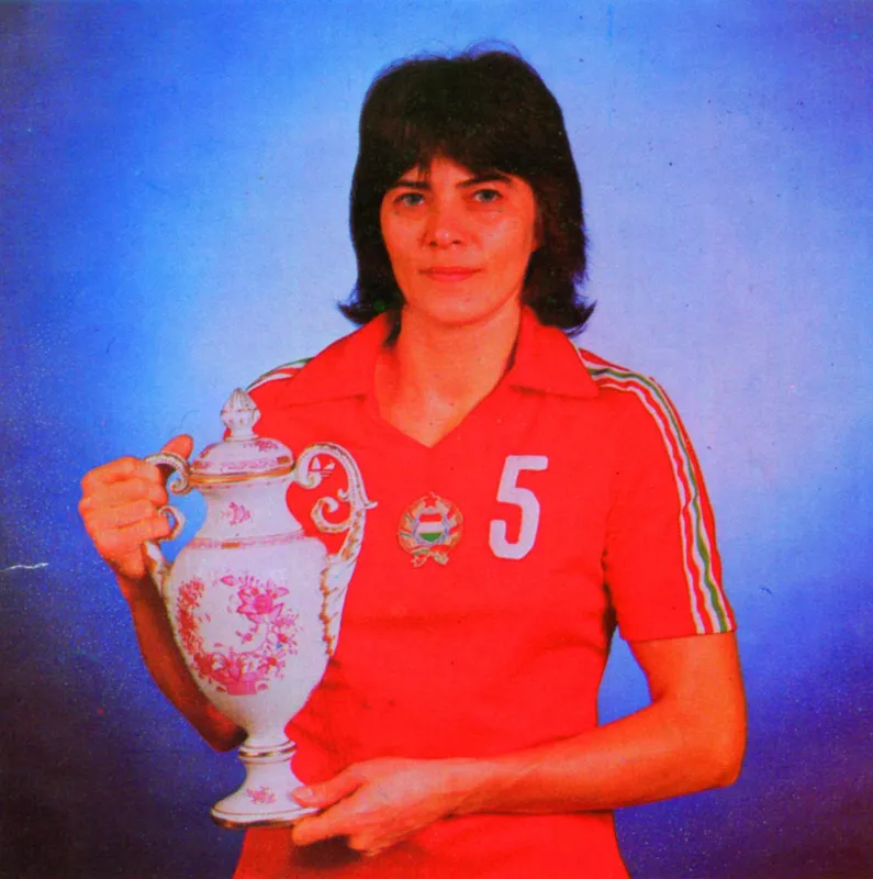 sterbinszky amália
