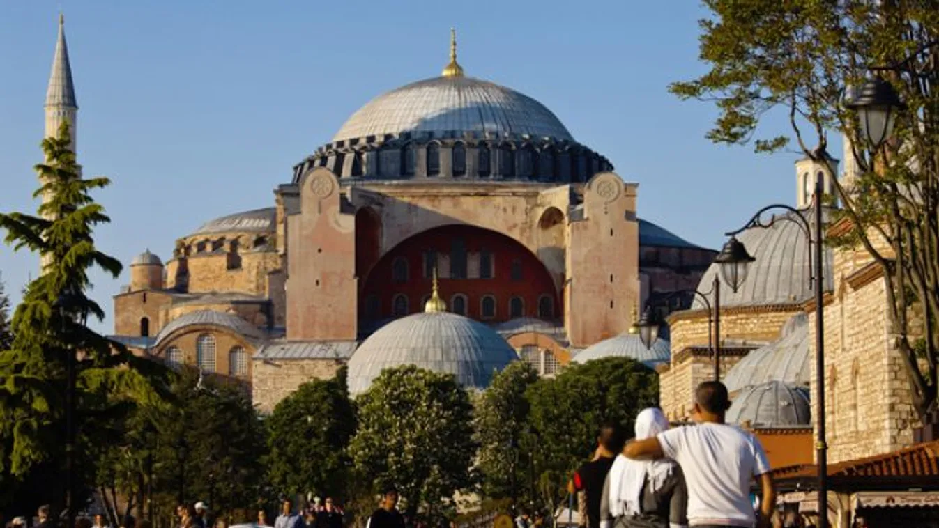 Földrengés Isztambulban: „Minden előjel nélkül jött” - ezt élte át a magyar turistacsoport