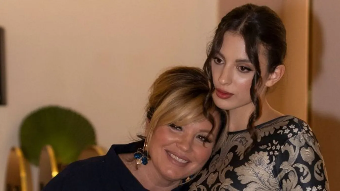 "Ballagj boldogan" - kislánya miatt tört ki zokogásban Liptai Claudia, vége van