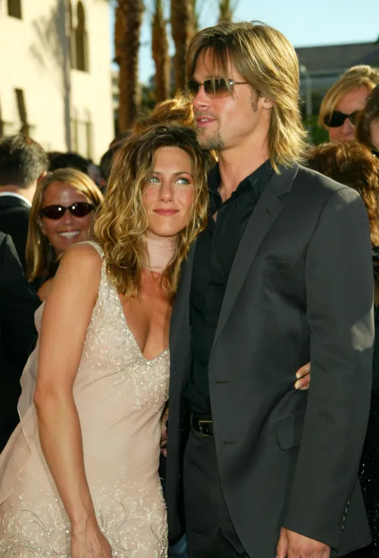 Brad Pitt és Jennifer Aniston - Titokban találkozgatnak - BORS
