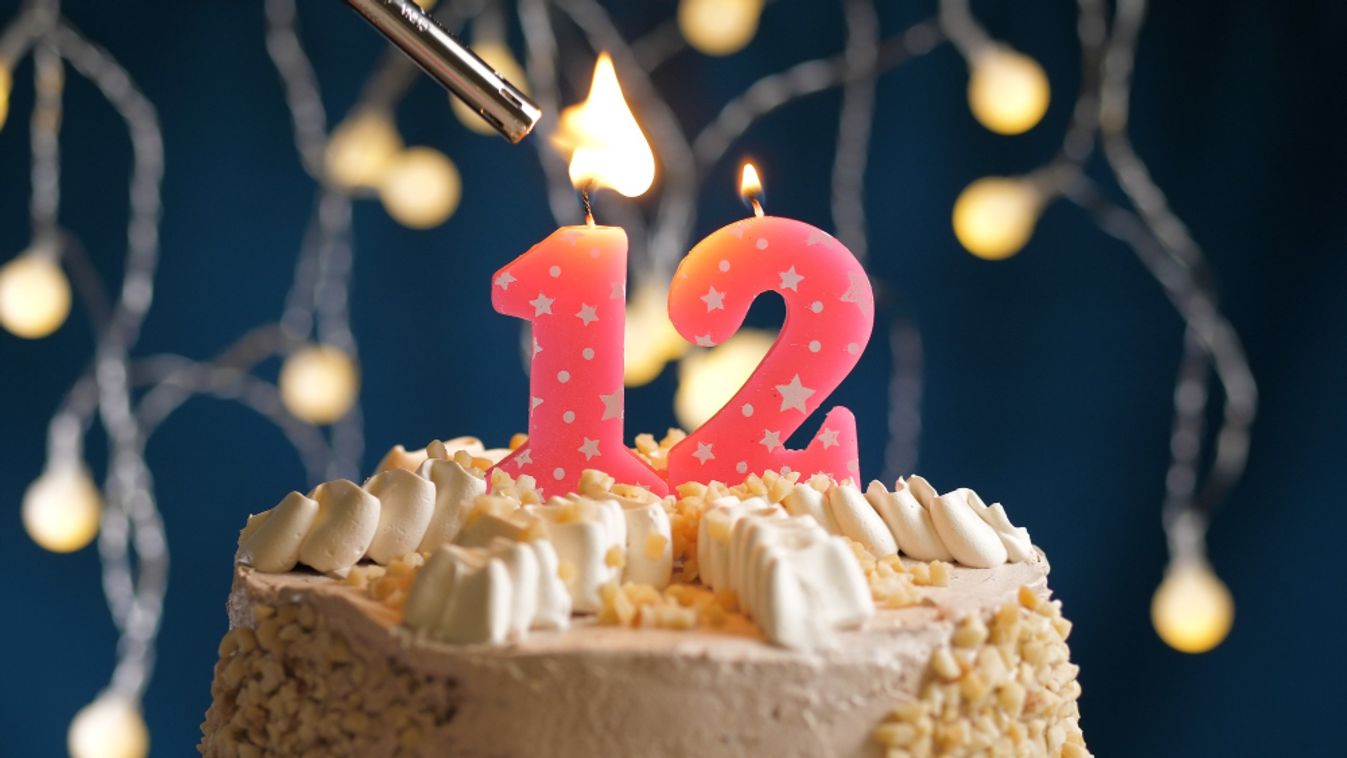 12 éves a Bezzeganya!