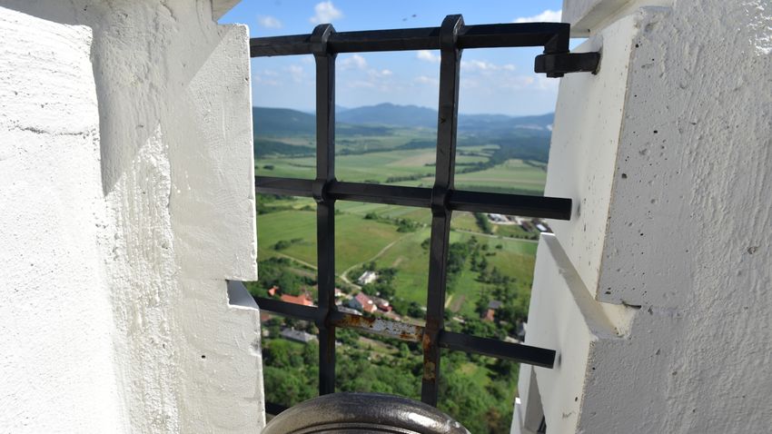 Kapaszkodjanak fel Füzér várába!