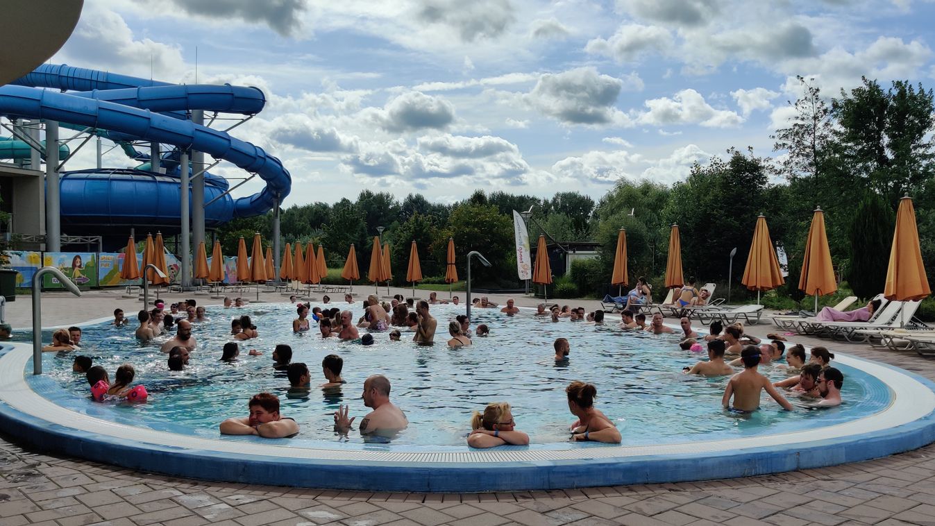 Ahol rossz időben is lehet strandolni
