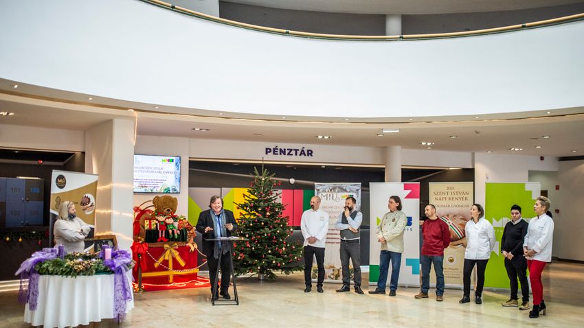 Ilyen finomságok sorakoznak a Magyar Ízek Utcája karácsonyi kiadásában