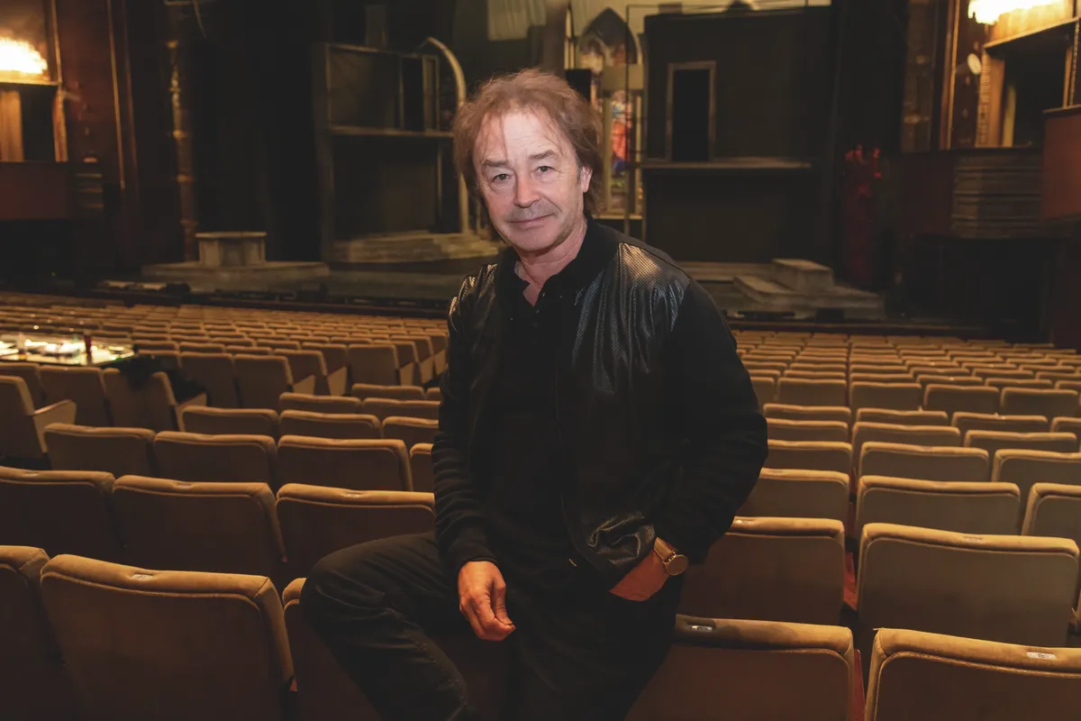 Szikora Róbert, korábban a Hungária együttes tagja volt Fenyő Miklós mellett