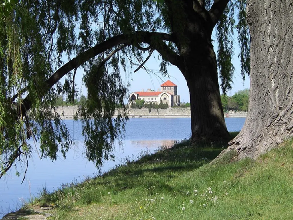 Fotó: tata.hu 